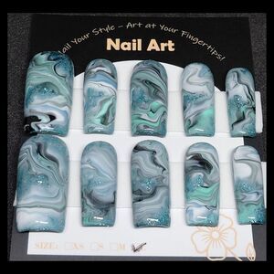 Abstract Blue and Gray Hard Gel Press On Nail Art Set